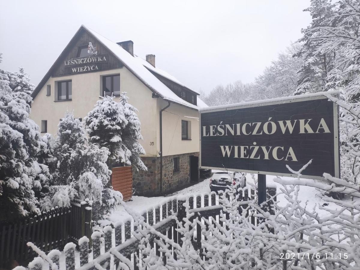 Lesniczowka Wiezyca I Domki Szymbark  Buitenkant foto